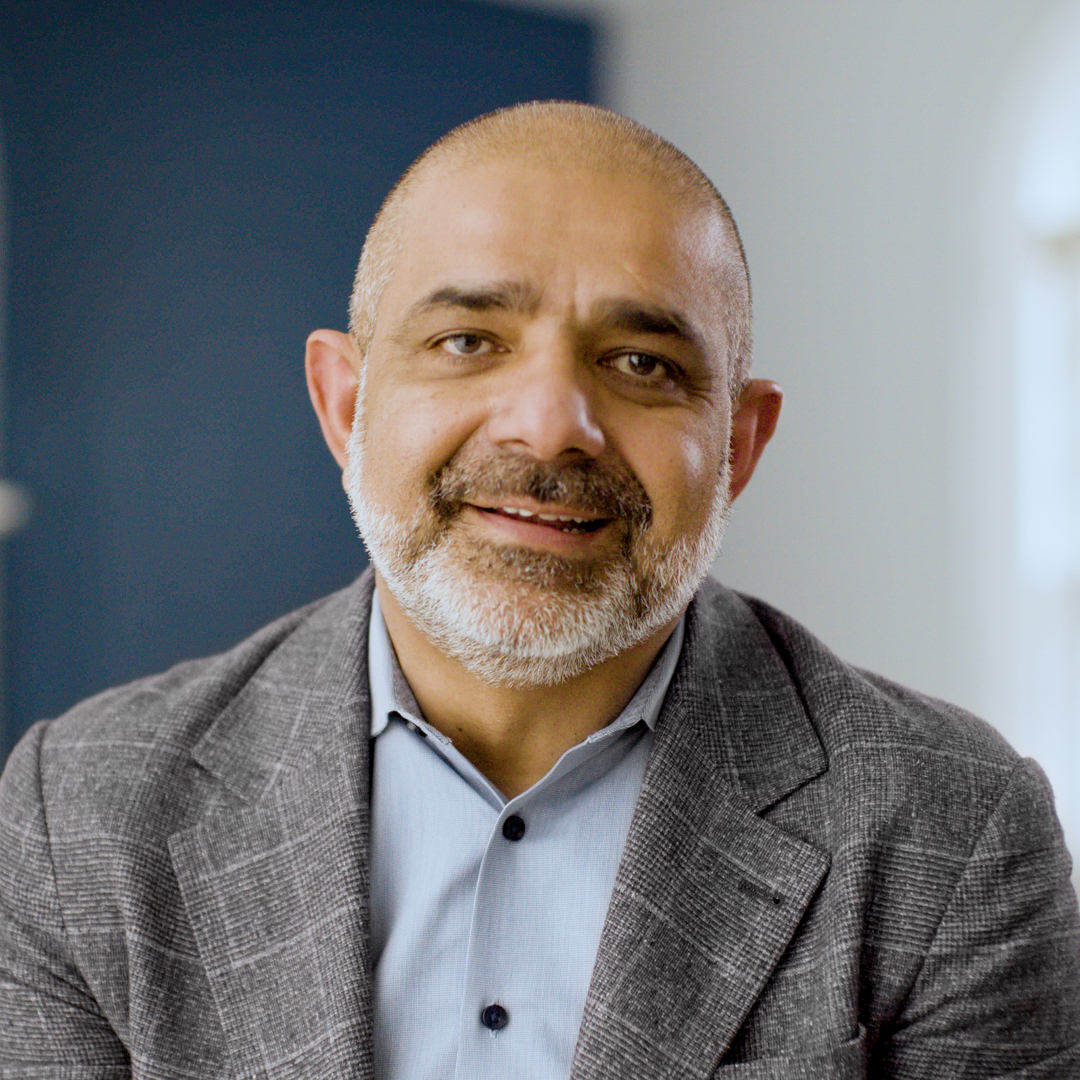 Portrait of Harvard Business School professor Karim Lakhani, author of the column.