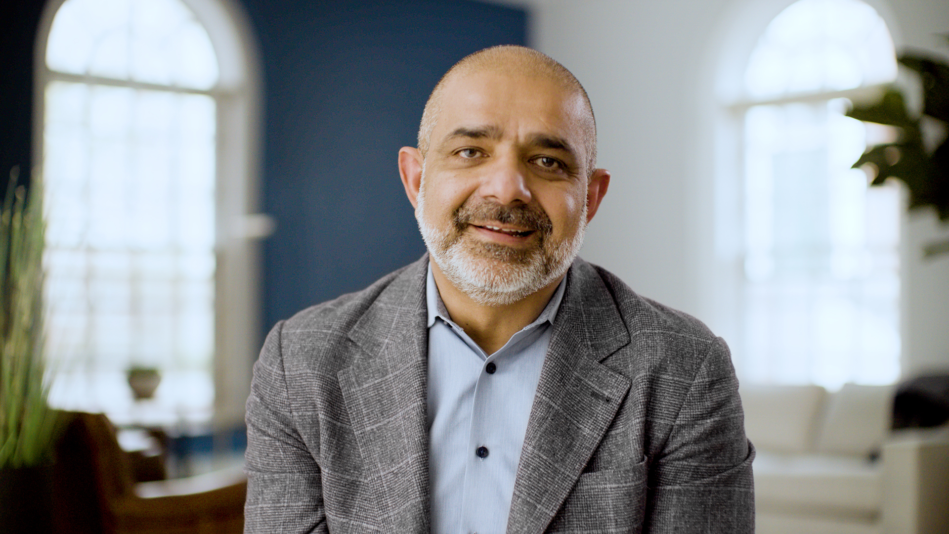 Portrait of Harvard Business School professor Karim Lakhani, author of the column.